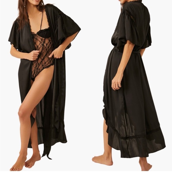 Free People Intimately Moonbeams Lace Trim Satin Robe - Picture 1 of 5